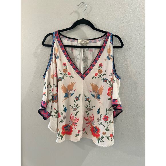 Flying Tomato Cold Shoulder Floral V Neck Size Small Blouse - Picture 1 of 5